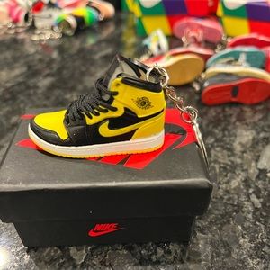 Nike keychain Jordan 1